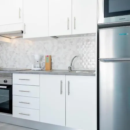 486 B Island Village Apartment *